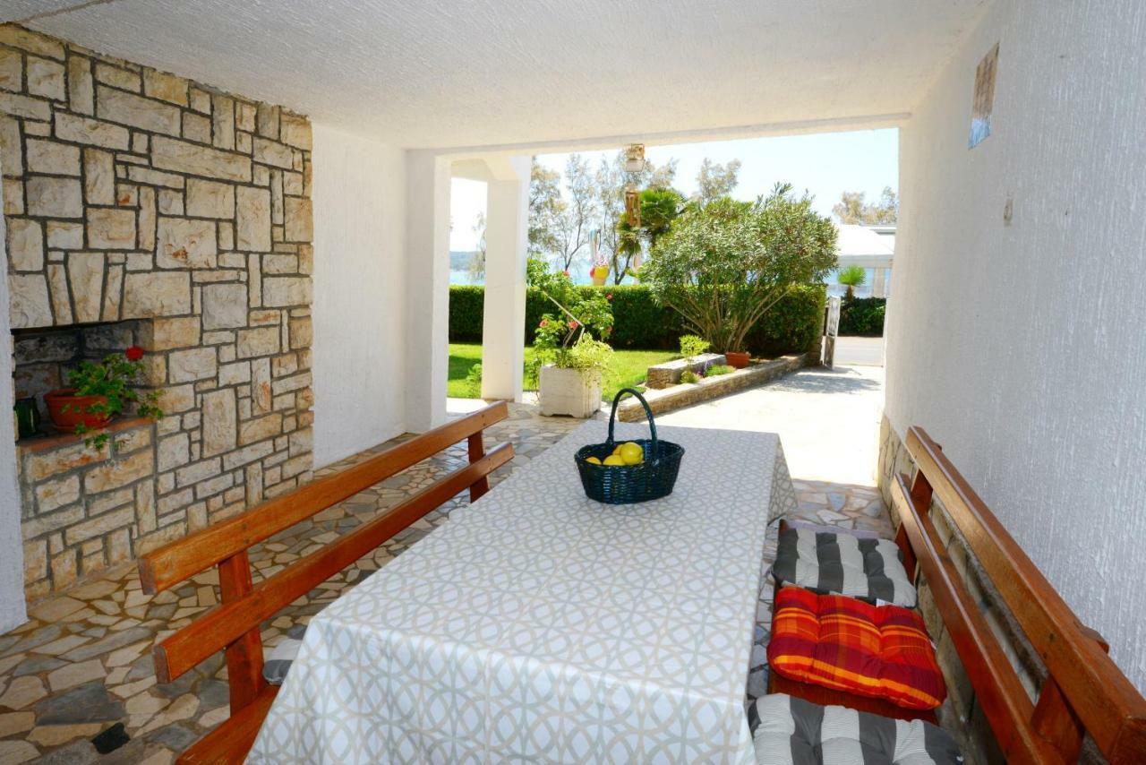 Beautiful Apartments First Row To The Sea Porec Esterno foto